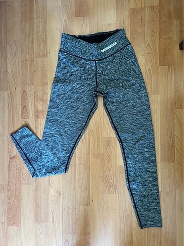 Bershka spor tayt