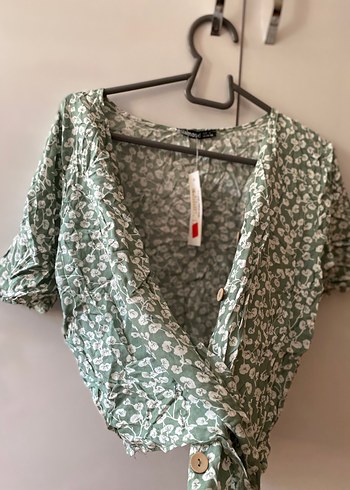 Beyaz Keten Pliseli Kısa Bluz - Görsel 15