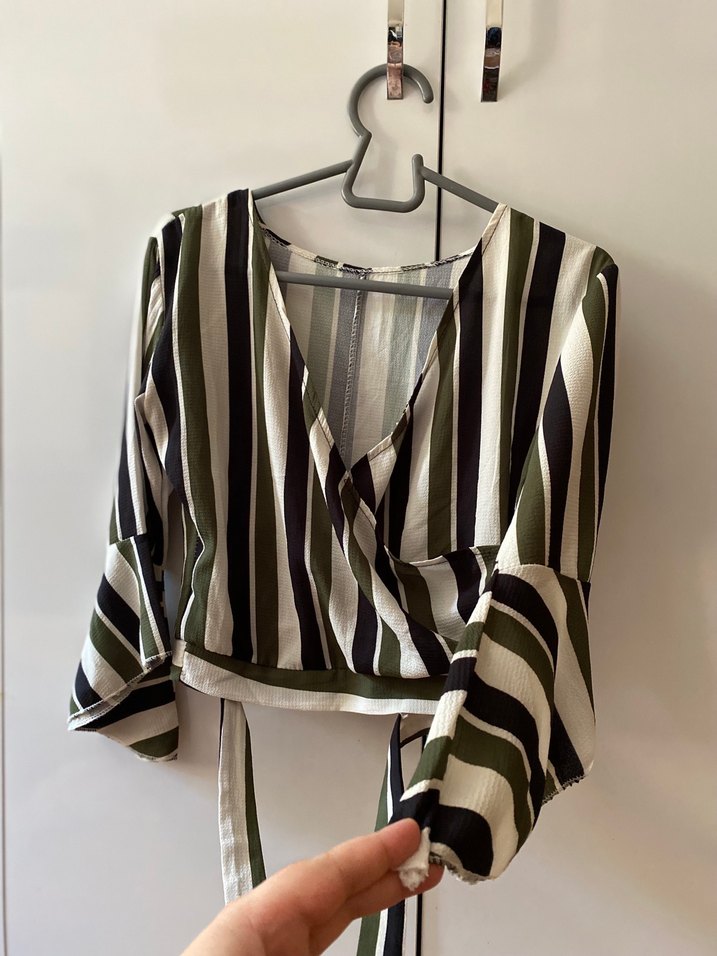 Beyaz Keten Pliseli Kısa Bluz - Görsel 5