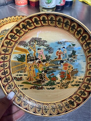 American Vintage Porselen Antika Duvar Tabağı