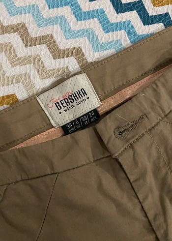 Bershka Kahverengi Mini Pamuklu Şort
