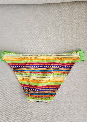Diğer Renkli Bohem Nakışlı Bikini Takımı