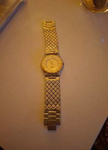 Kadın swatch saat 
