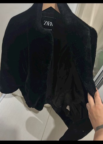 Zara Siyah Kadın Kürk mont