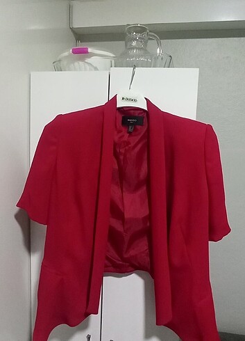 Mango kırmızı kısa blazer