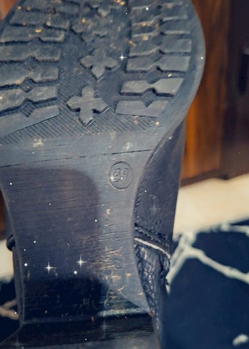 Klasik sıyah Tokalı Deri Çizme - Görsel 3