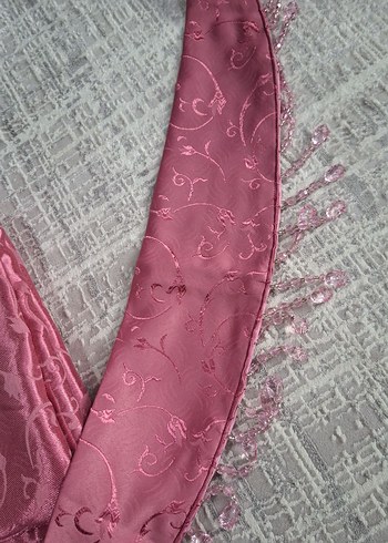 İşlemeli Pembe Parlak Fon Perde - Görsel 3