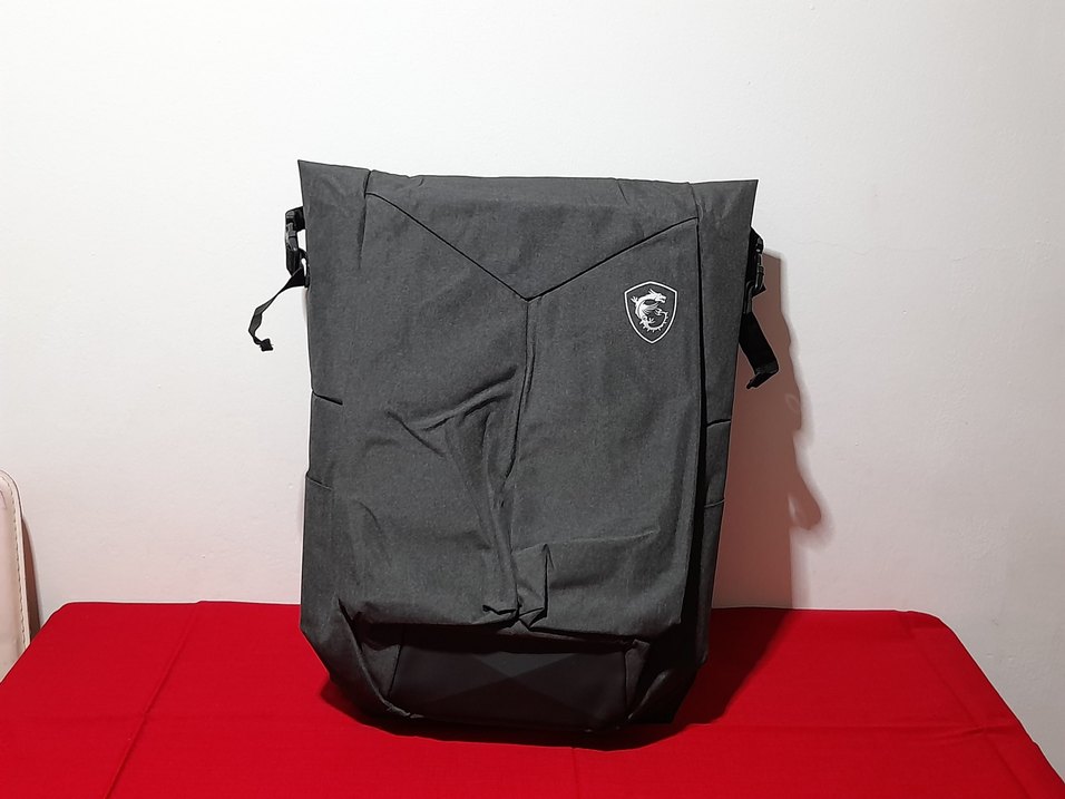 MSI bilgisayar çantası - Görsel 3