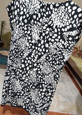 Siyah Beyaz Desenli Midi Elbise - Görsel 2