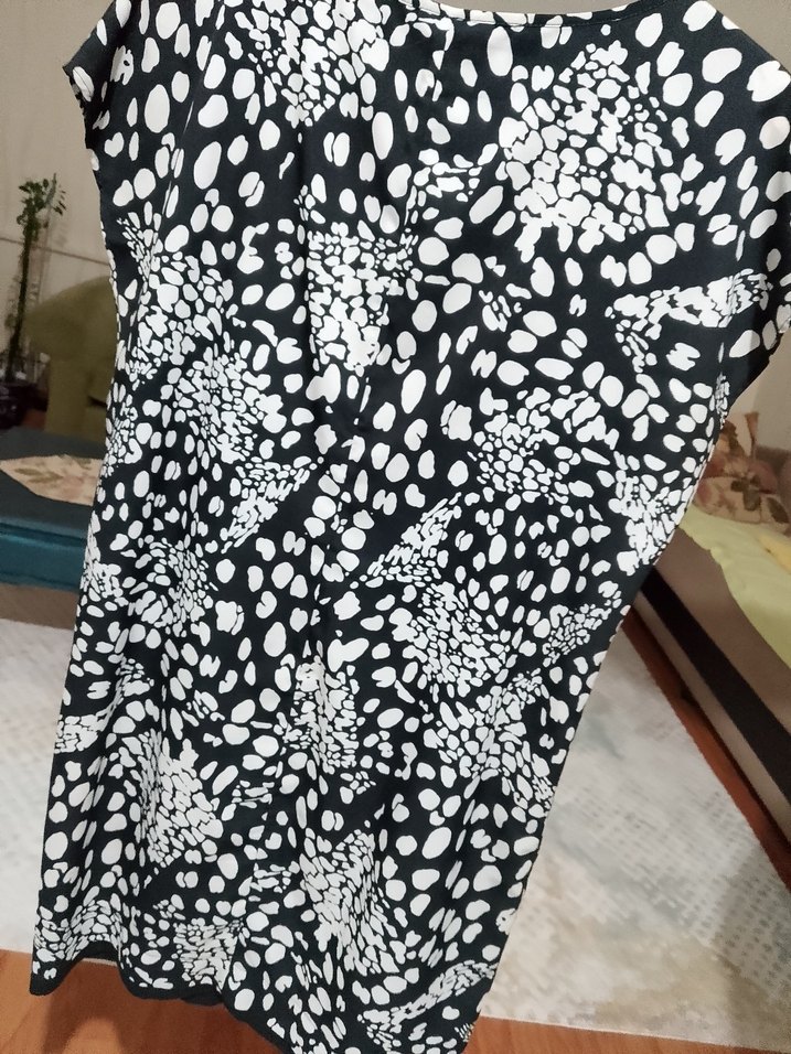 Siyah Beyaz Desenli Midi Elbise - Görsel 4