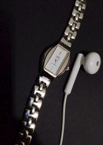 Klasik gümüş Renkli Kadın Kol Saati - Görsel 3