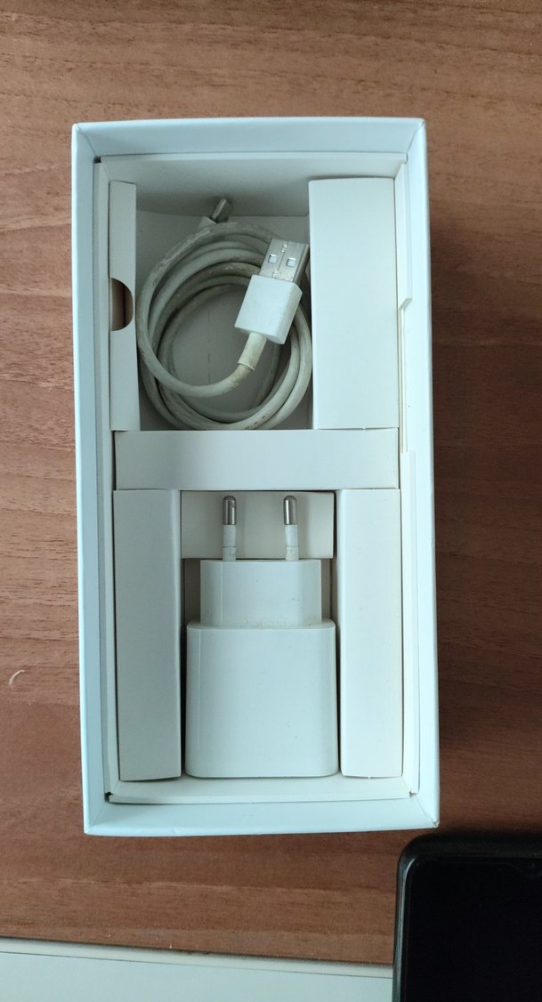 Siyah Android Telefon - Görsel 4