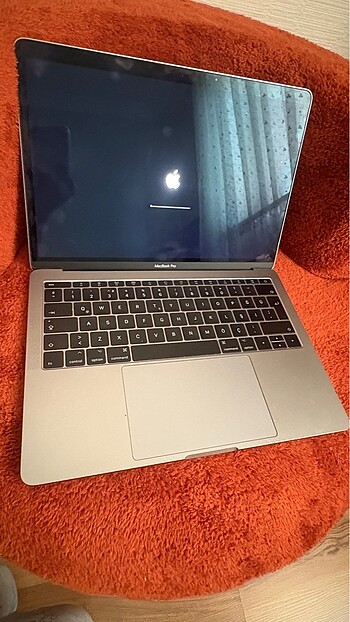 Beden Macbook Pro Arızalı