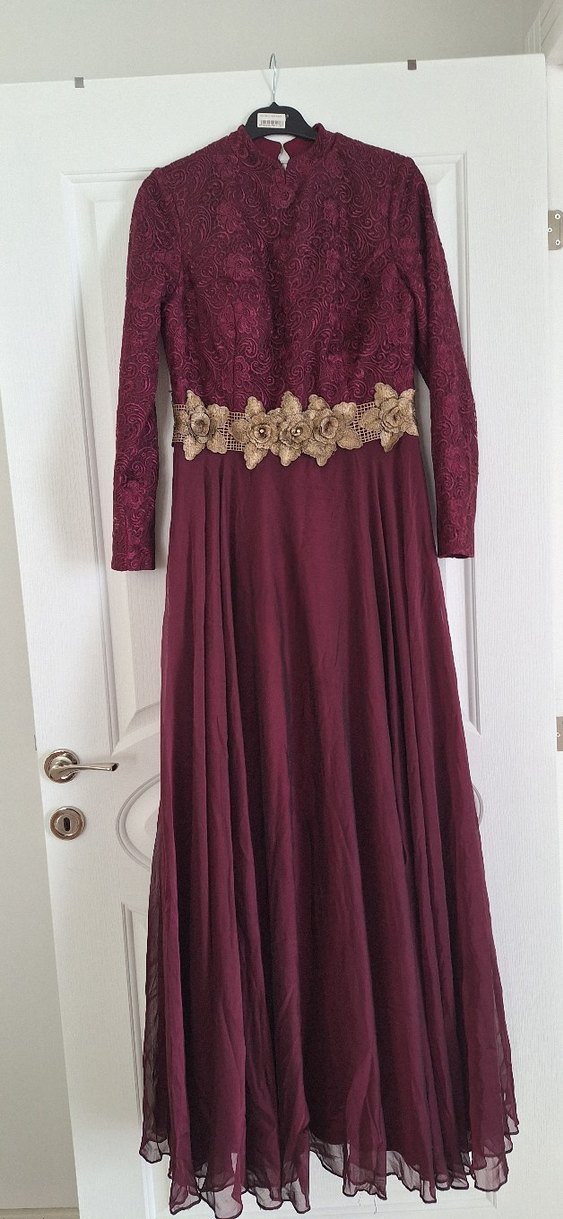 Bordo Uzun Kollu Nakışlı Kadın Abiye - Görsel 2