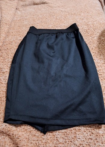 Siyah Piliseli Midi Eteği - Görsel 2