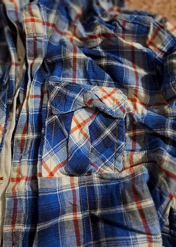 Mavi Batik Desenli Düğmeli Kadın Gömlek - Görsel 3