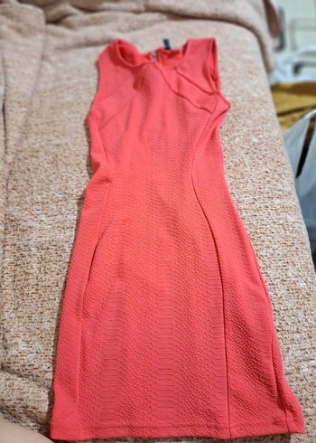 Kırmızı Desenli elbise - Görsel 3