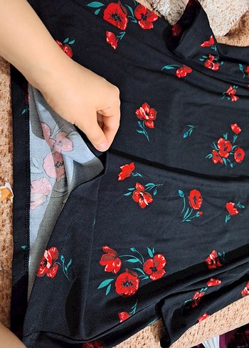 Kırmızı Çiçek Desenli Bohem Midi Elbise - Görsel 2