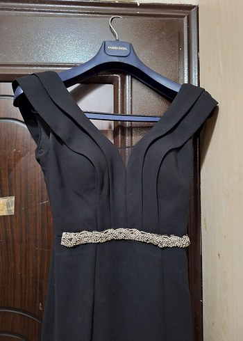 Siyah Uzun Abiye Elbise Kemer Detaylı - Görsel 4