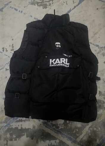 KARL LAGERFERLD ŞİŞME KANGURU YELEK 
