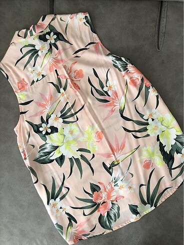 H&M H&M kolsuz gömlek