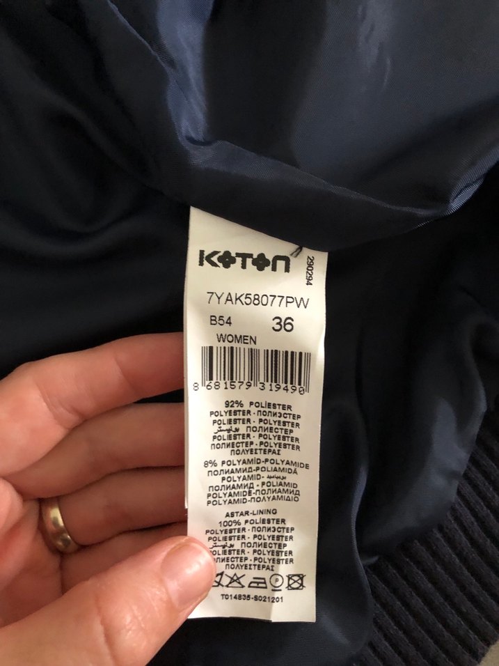 Kadın Altın Desenli Fermuarlı Ceket - Görsel 4