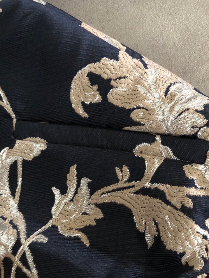 Kadın Altın Desenli Fermuarlı Ceket - Görsel 2