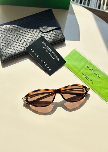 Bottega Veneta Kahverengi Şeffaf Kadın Güneş Gözlüğü
