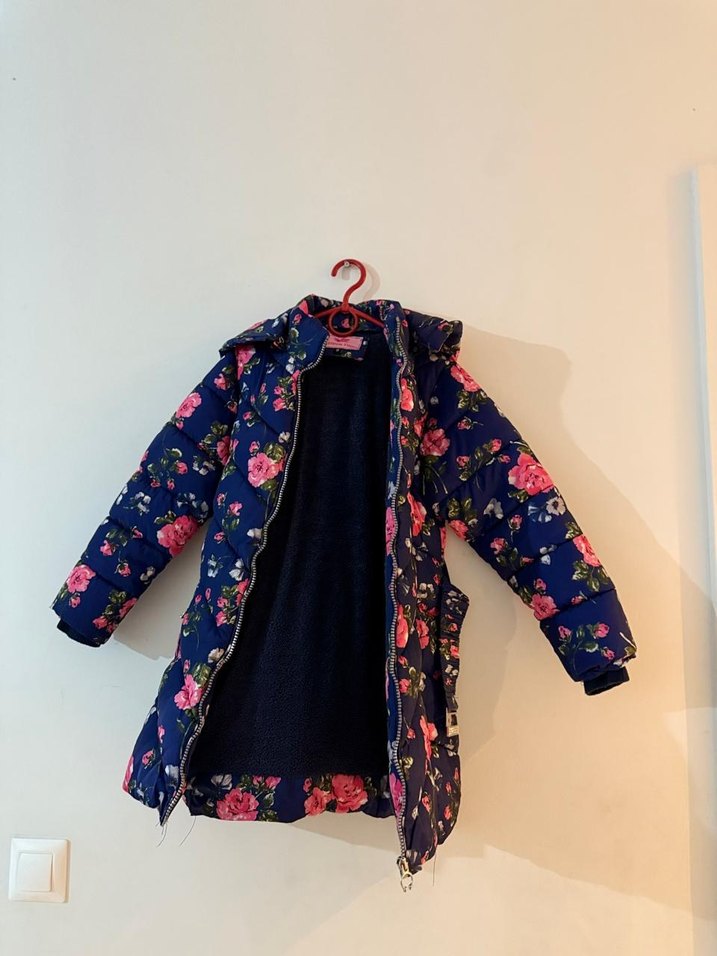 Çiçek Desenli Kız Çocuk Kapüşonlu Mont - Görsel 2