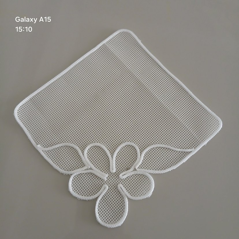 Kahve sunum pecetesi Beyaz Çiçek Desenli El Yapımı - Görsel 2