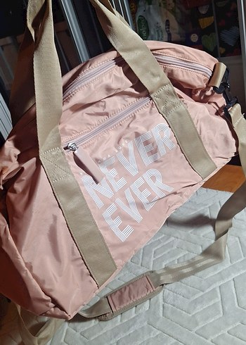 Fermuarlı Pembe Spor Çantası - Görsel 2