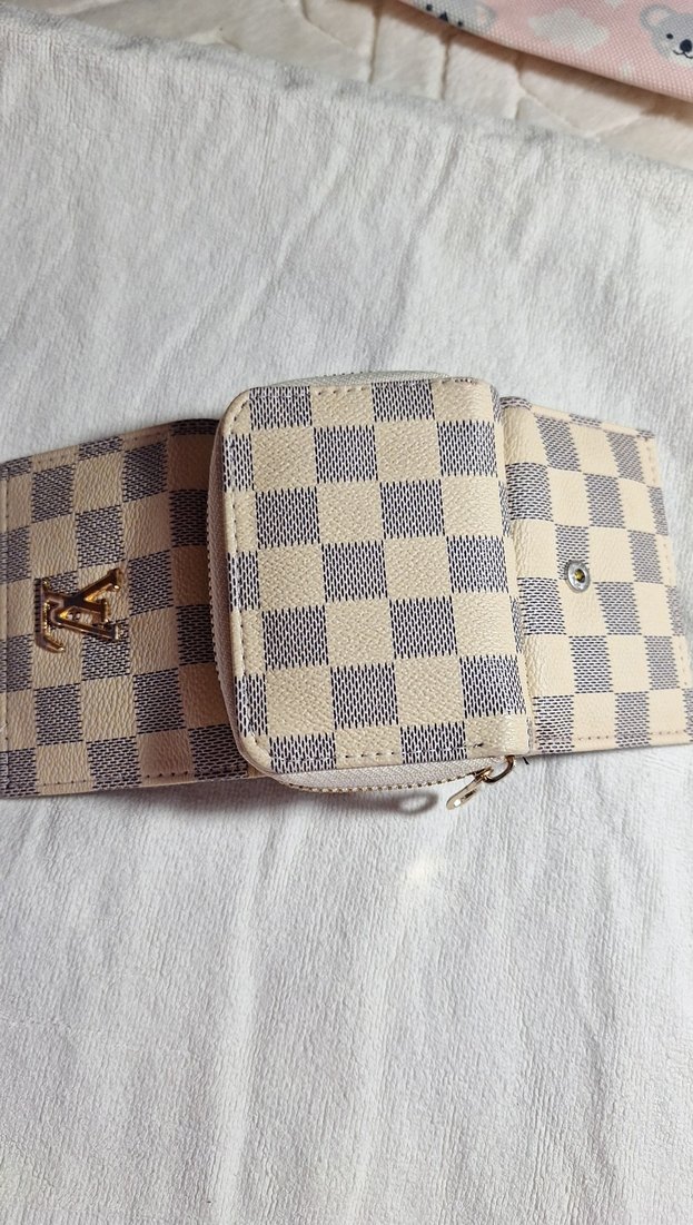 Beyaz Kareli Tokalı Kadın Cüzdan - Görsel 3