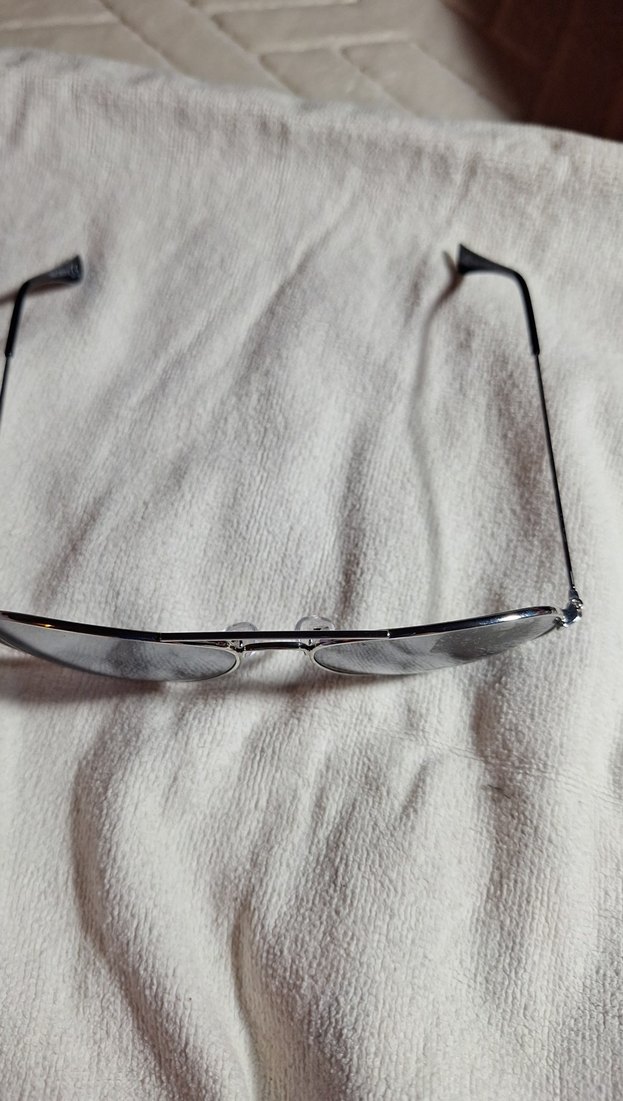 Şeffaf Gri Minimalist Kadın Gözlüğü - Görsel 2