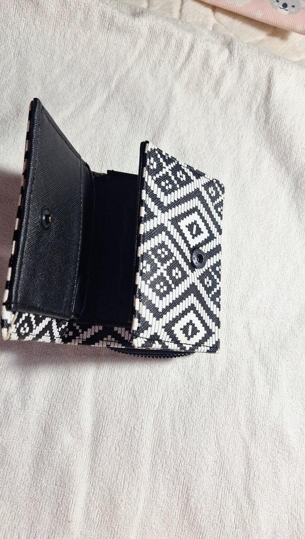 Nakışlı Beyaz Siyah Bohem Kadın Cüzdanı - Görsel 2