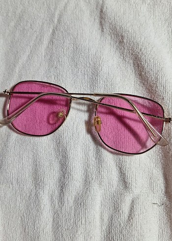 Şeffaf Pembe Minimalist Kadın Güneş Gözlüğü - Görsel 2