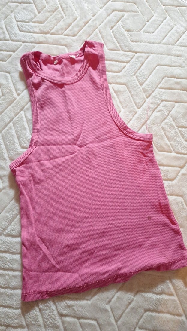 Pembe Yüksek Yakalı Kadın Atlet - Görsel 3