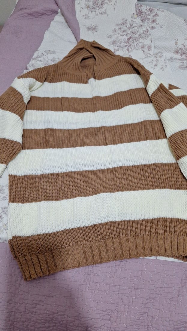 Kahverengi Beyaz Çizgili Boğazlı Kadın Kazak - Görsel 3