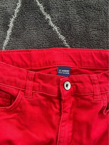LC Waikiki 10-11 yaş LCW erkek çocuk kırmızı pantolon