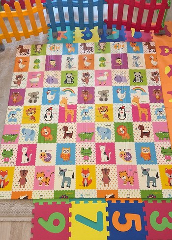 3 Adet Oyun Halısı ve Oyuncaklar - Görsel 2