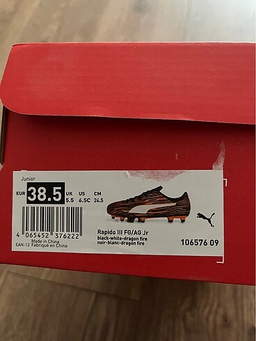 38 Beden siyah Renk Puma Çocuk Futbol Krampon 38.5 Numara