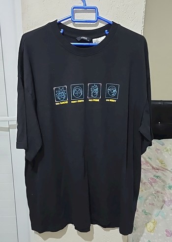 Siyah Baskılı Oversize Erkek Tişört
