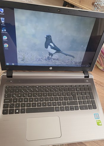 Gri HP Dizüstü Bilgisayar