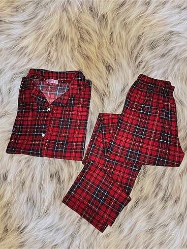 Ekose düğmeli pijama takımı