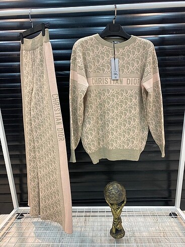 A kalite CRISTIAN DIOR