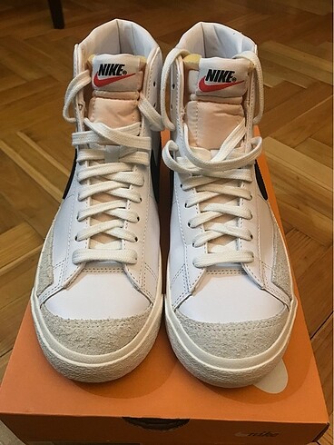 Nike Blazer mid 77