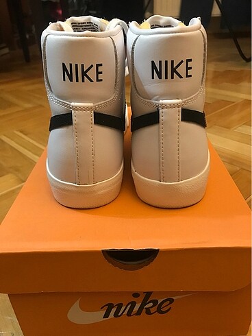 39 Beden beyaz Renk Nike Blazer mid 77