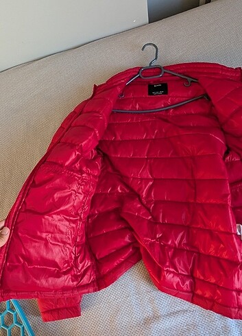 BERSHKA S BEDEN ŞİŞME MONT - Görsel 7