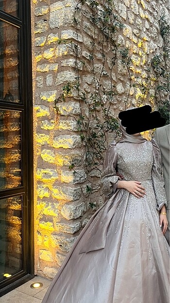 Nişan elbisesi