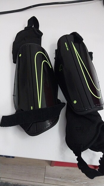 Orjinal Yeni gibi Nike Futbol dizliği - Görsel 6