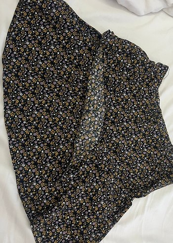 Çiçek Desenli Mini etek - Görsel 3